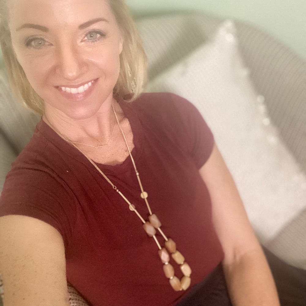 Meet your Posher, Crystal